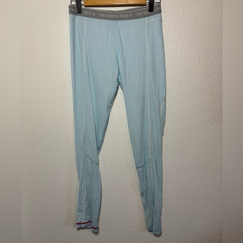 The North Face Light Blue Lightweight Base Layer Size Medium | gorpcore | hiking